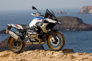 Ejemplo de moto trail multipropósito